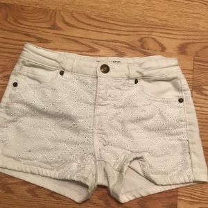 Decorative white shorts